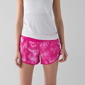 Lululemon Tracker Shorts Tidal Trip Boom Juice Tie Dye in Pink 10
